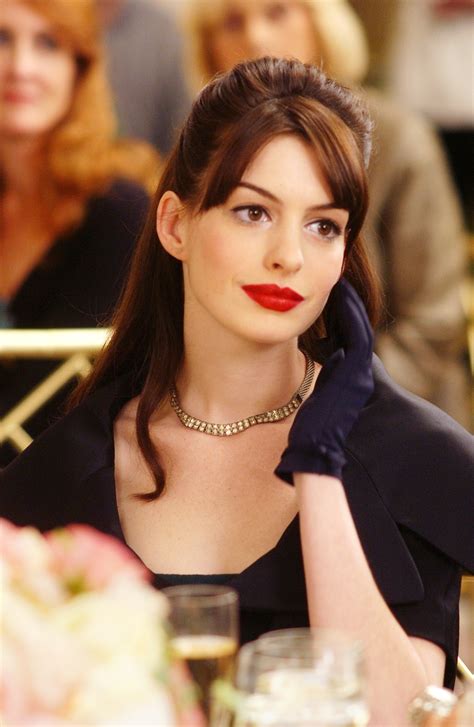 anne hathaway prada